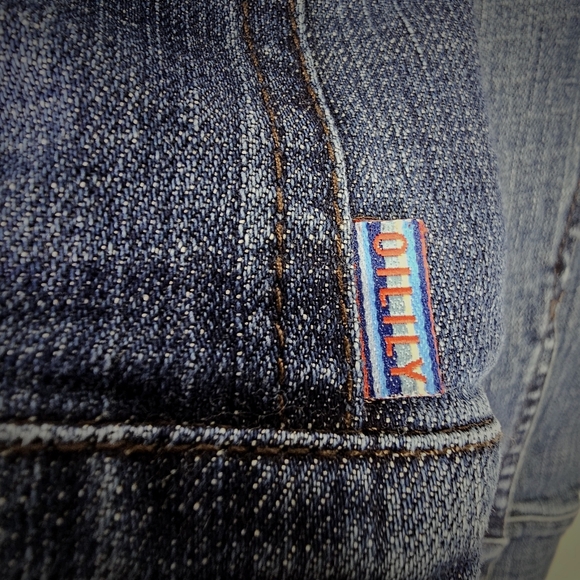 OILILY Women's Vintage Embroidered Denim Jacket - Picture 11 of 15